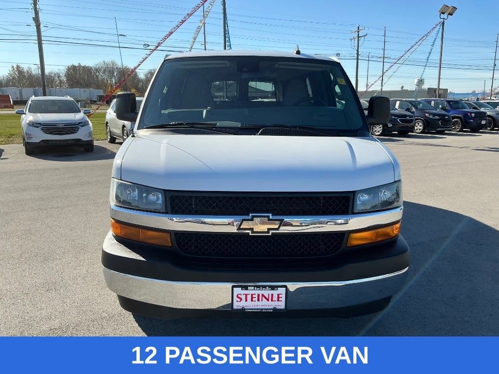 2019 Chevrolet Express Passenger 3500 LT