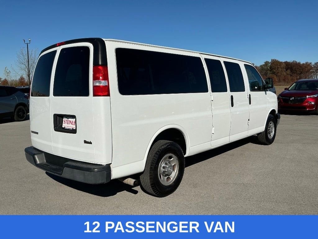 2019 Chevrolet Express Passenger 3500 LT