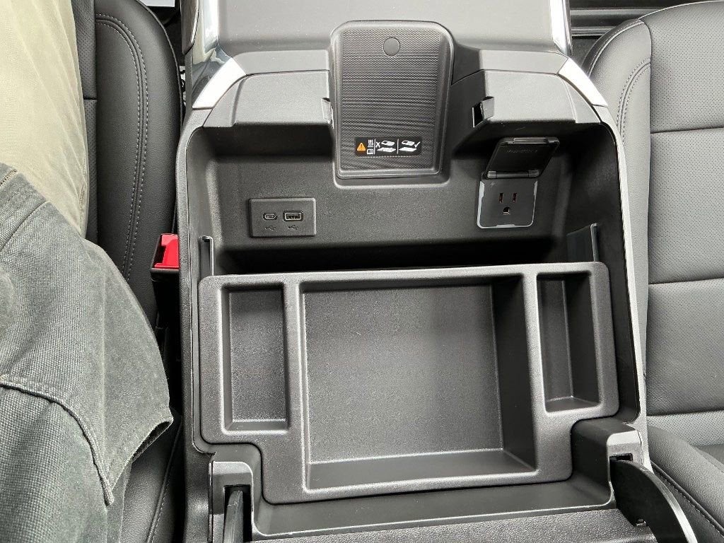 2025 Chevrolet Silverado 3500 HD LTZ