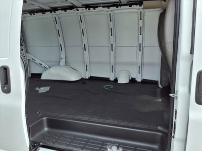 2025 Chevrolet Express Cargo 3500 WT