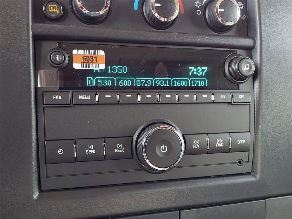 2025 Chevrolet Express Cargo 3500 WT