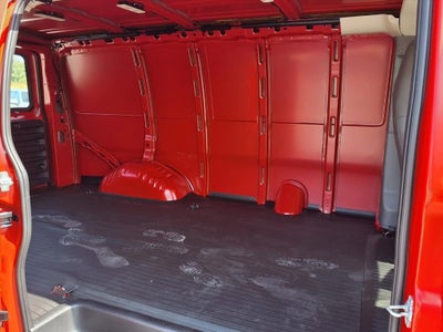 2025 Chevrolet Express Cargo 3500 WT