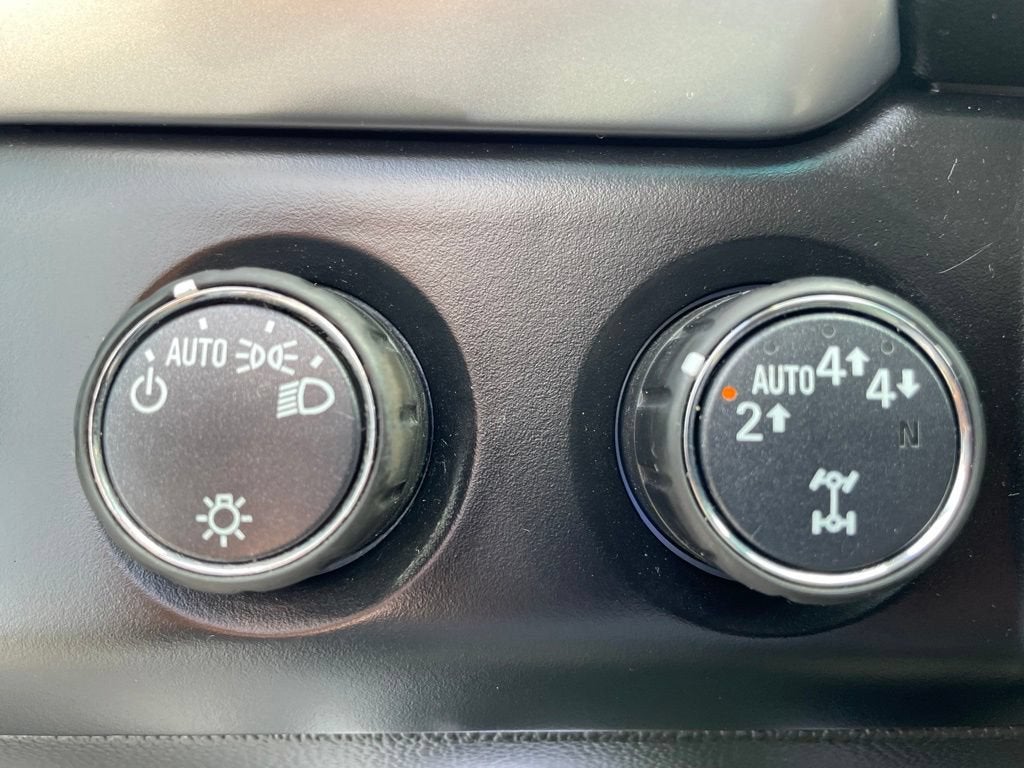 2018 Chevrolet Suburban LS