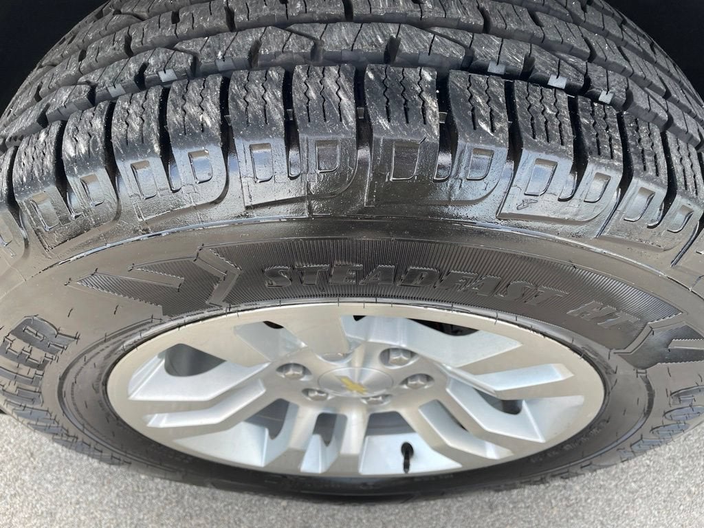 2018 Chevrolet Suburban LS