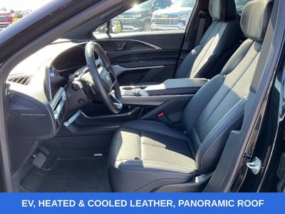 2024 Cadillac LYRIQ Luxury 2