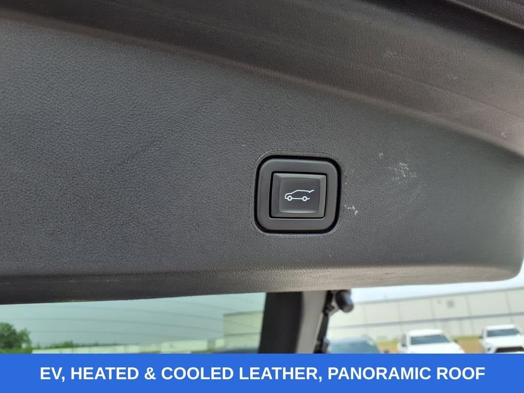 2024 Cadillac LYRIQ Sport 1