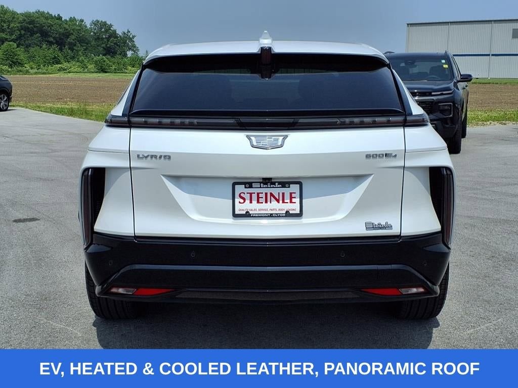 2024 Cadillac LYRIQ Sport 1