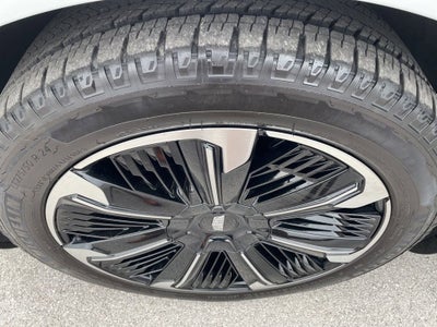 2025 Cadillac ESCALADE IQ Sport 2