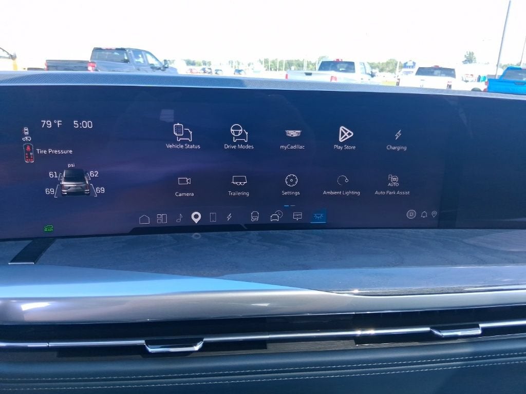 2025 Cadillac ESCALADE IQ Sport 2