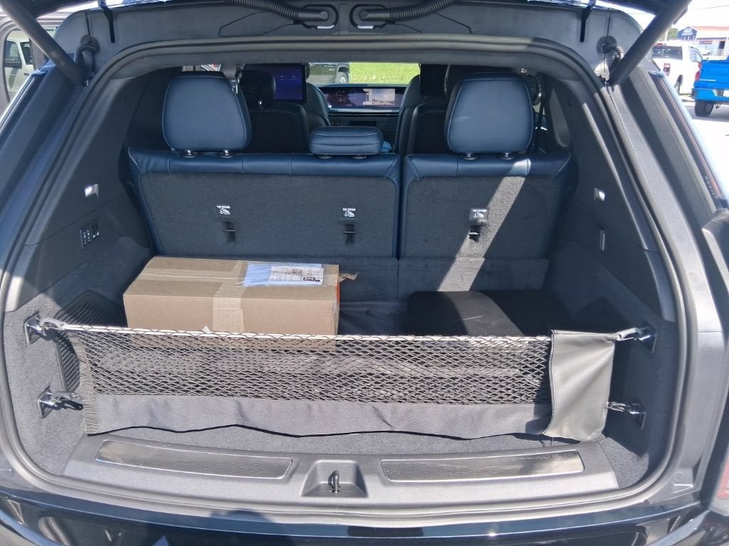 2025 Cadillac ESCALADE IQ Sport 2