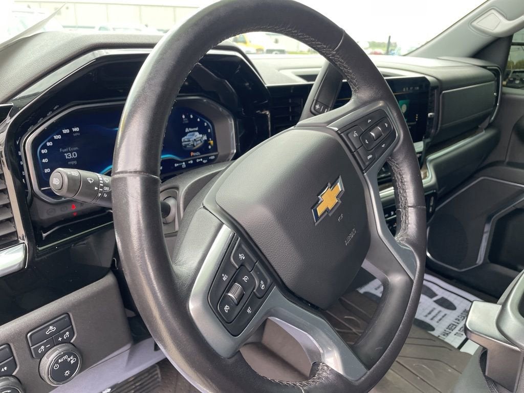 2022 Chevrolet Silverado 1500 LT (2FL)
