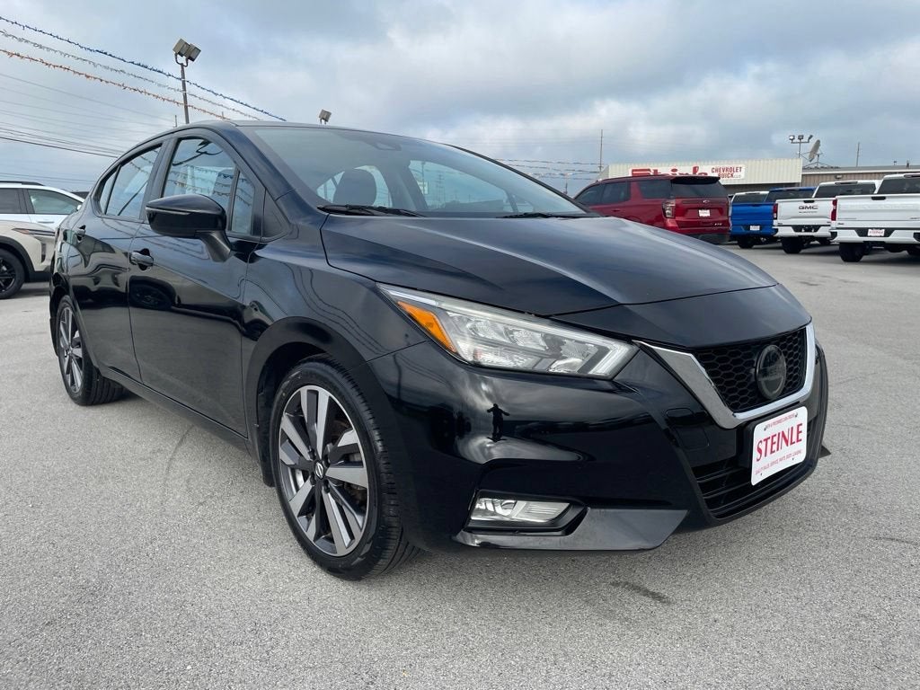 2020 Nissan Versa SR