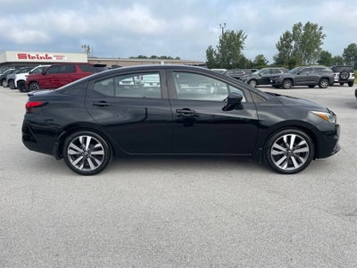 2020 Nissan Versa SR