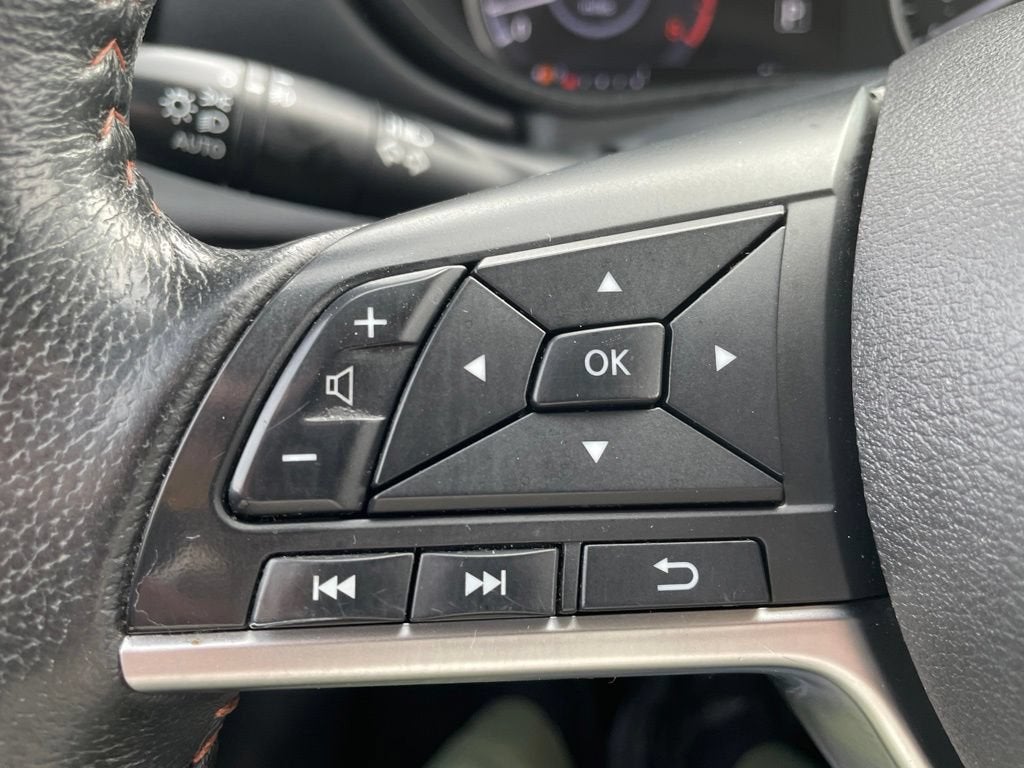 2020 Nissan Versa SR