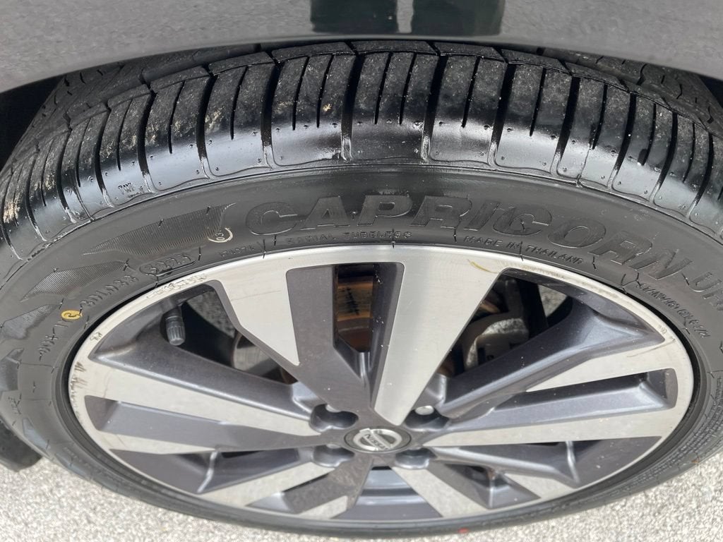 2020 Nissan Versa SR