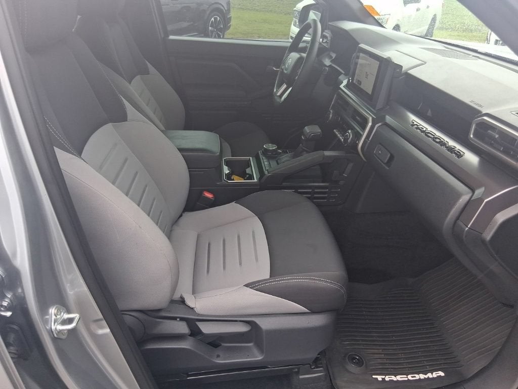 2025 Toyota Tacoma 4WD SR