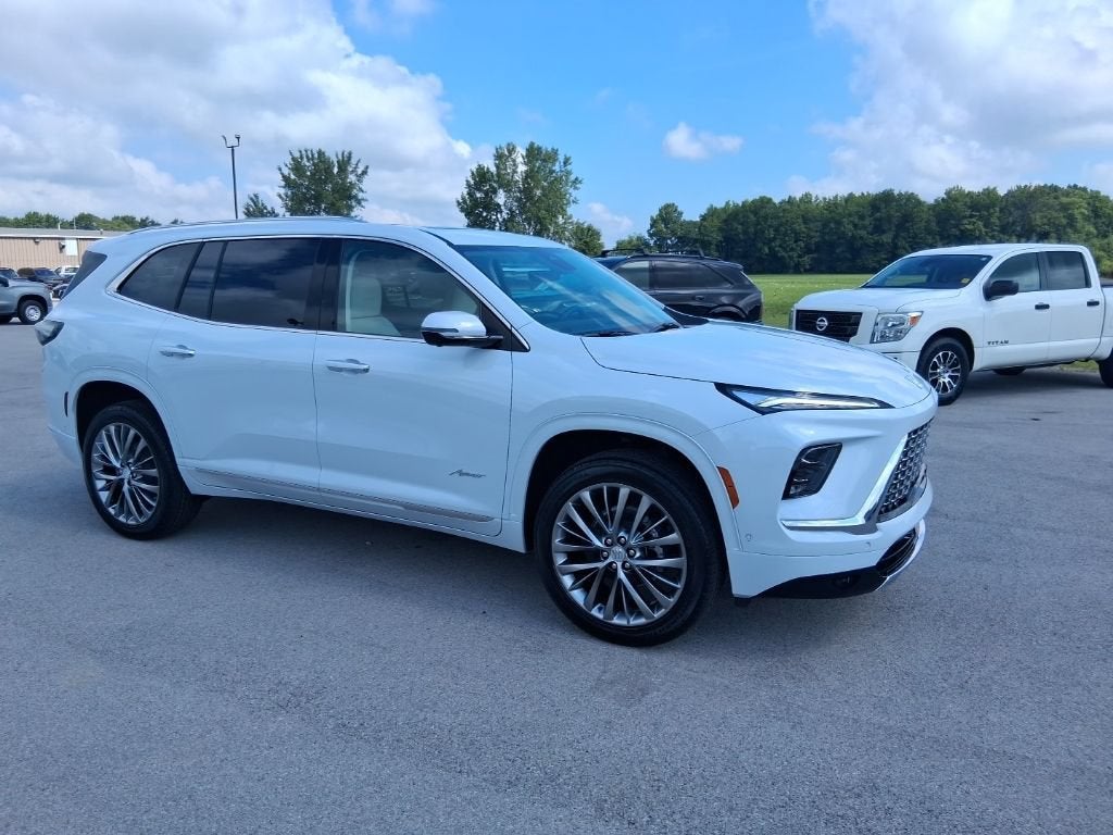 2026 Buick Enclave Avenir