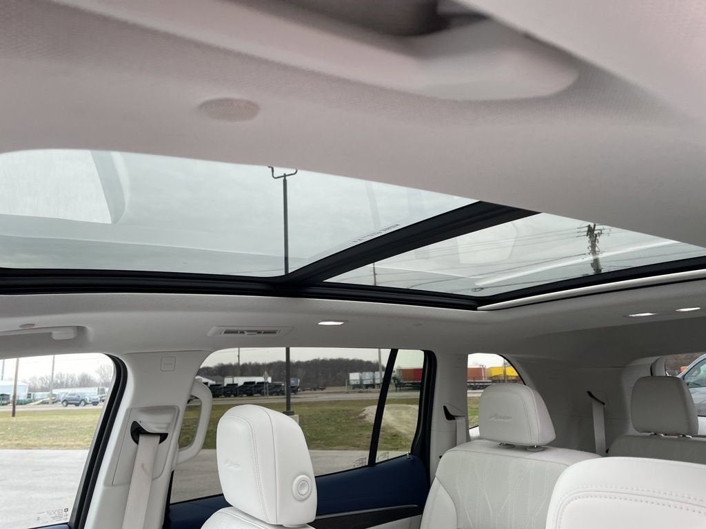 2025 Buick Enclave Avenir