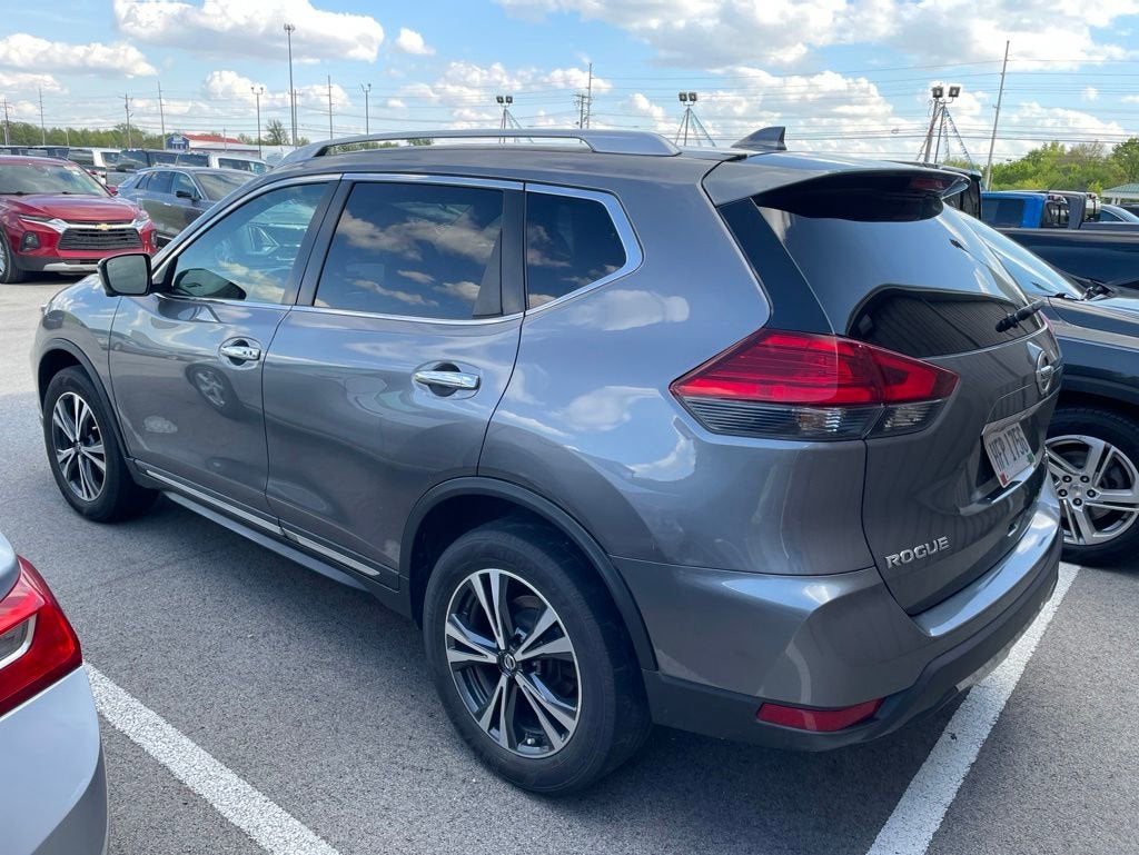 2017 Nissan Rogue SL