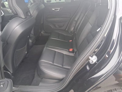 2024 Volvo S60 Core Dark Theme