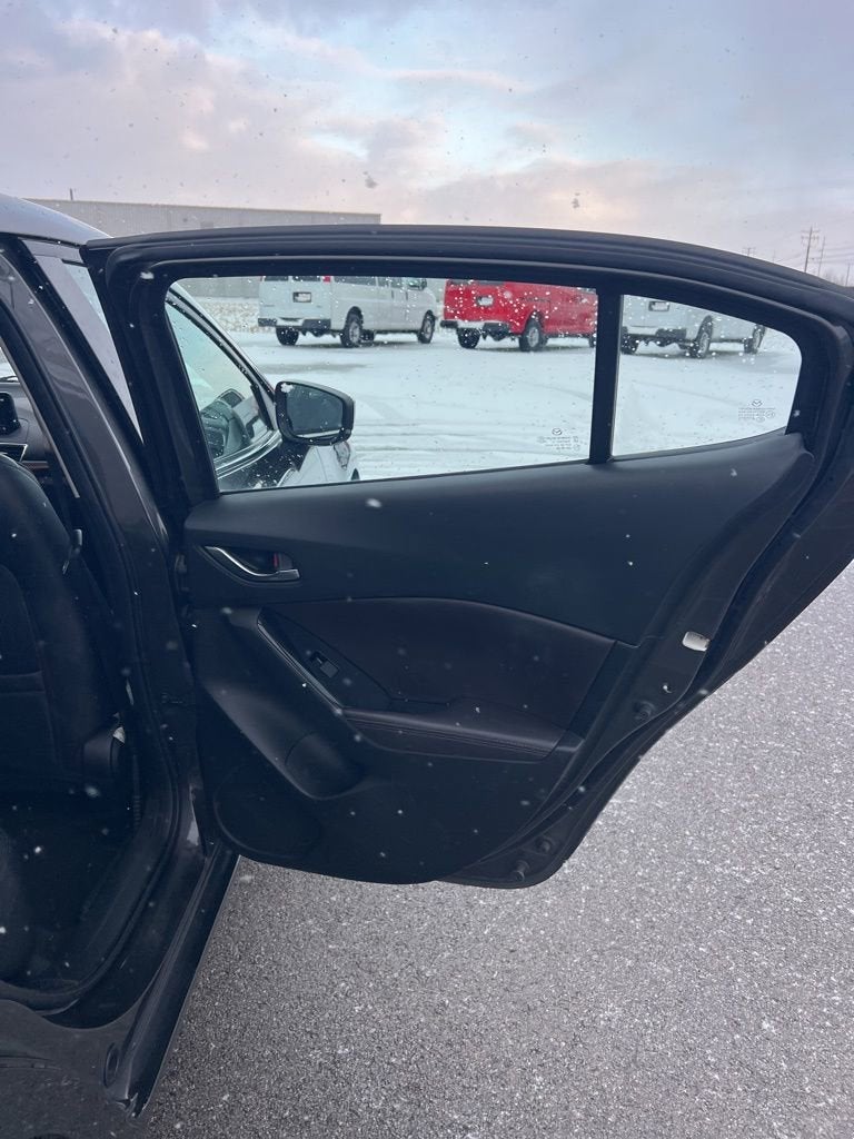 2017 Mazda Mazda3 5-Door Grand Touring