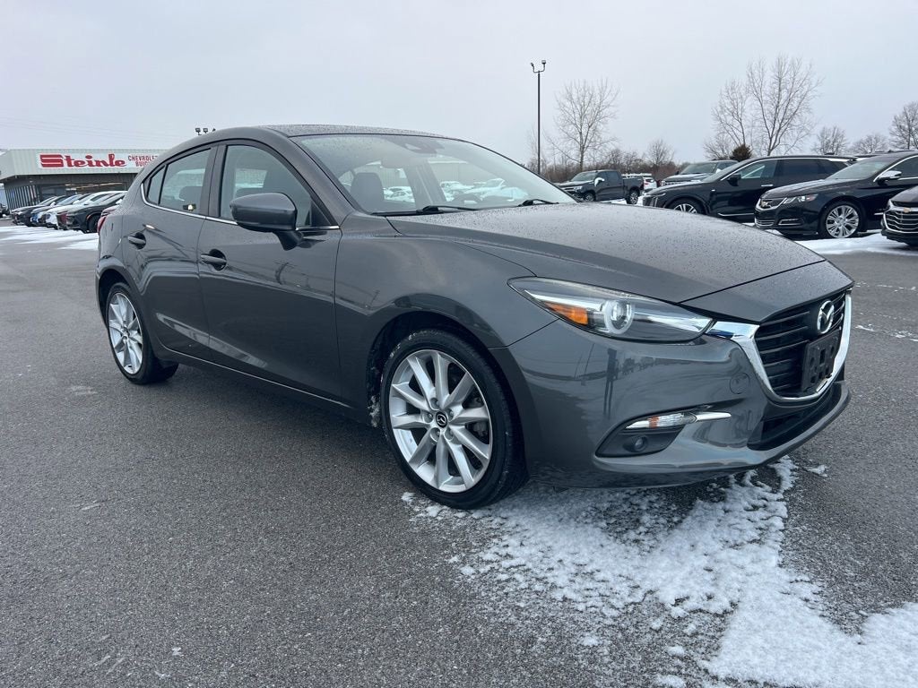 2017 Mazda Mazda3 5-Door Grand Touring