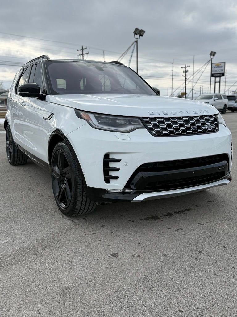 2023 Land Rover Discovery Metropolitan Edition